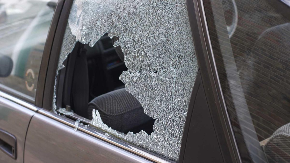 Vandalismus: Scheiben zahlreicher Autos in Ettelbrück eingeschlagen - L