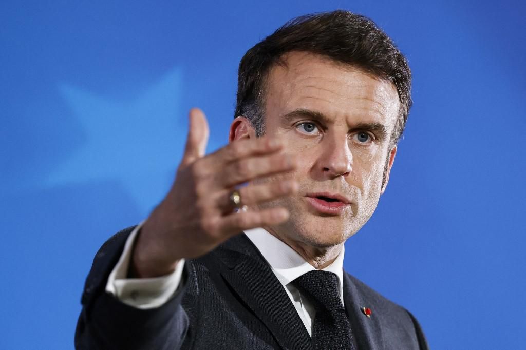 Le président français, Emmanuel Macron, s’exprime lors d’une conférence de presse à Bruxelles après un Conseil européen spécial sur le soutien à l’Ukraine, le 6 mars 2025.