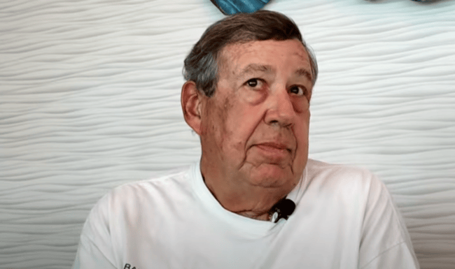 Vor 25 Jahren kündigte Mario Salcedo seinen Job als Finanzmanager und begann sein Leben auf hoher See. 