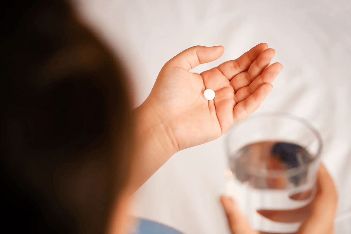 Dans 81% des cas, l’interruption a été réalisée par voie médicamenteuse et dans 19% par voie chirurgicale.