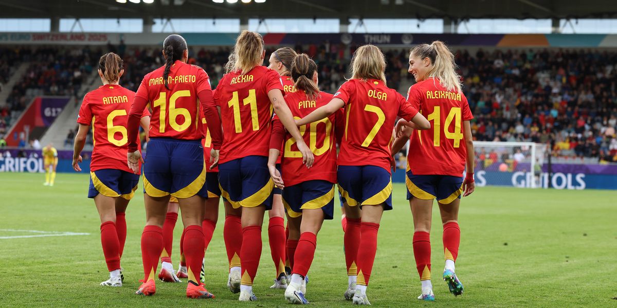 Frauen EM 2025: Spanien trifft auf die Schweiz