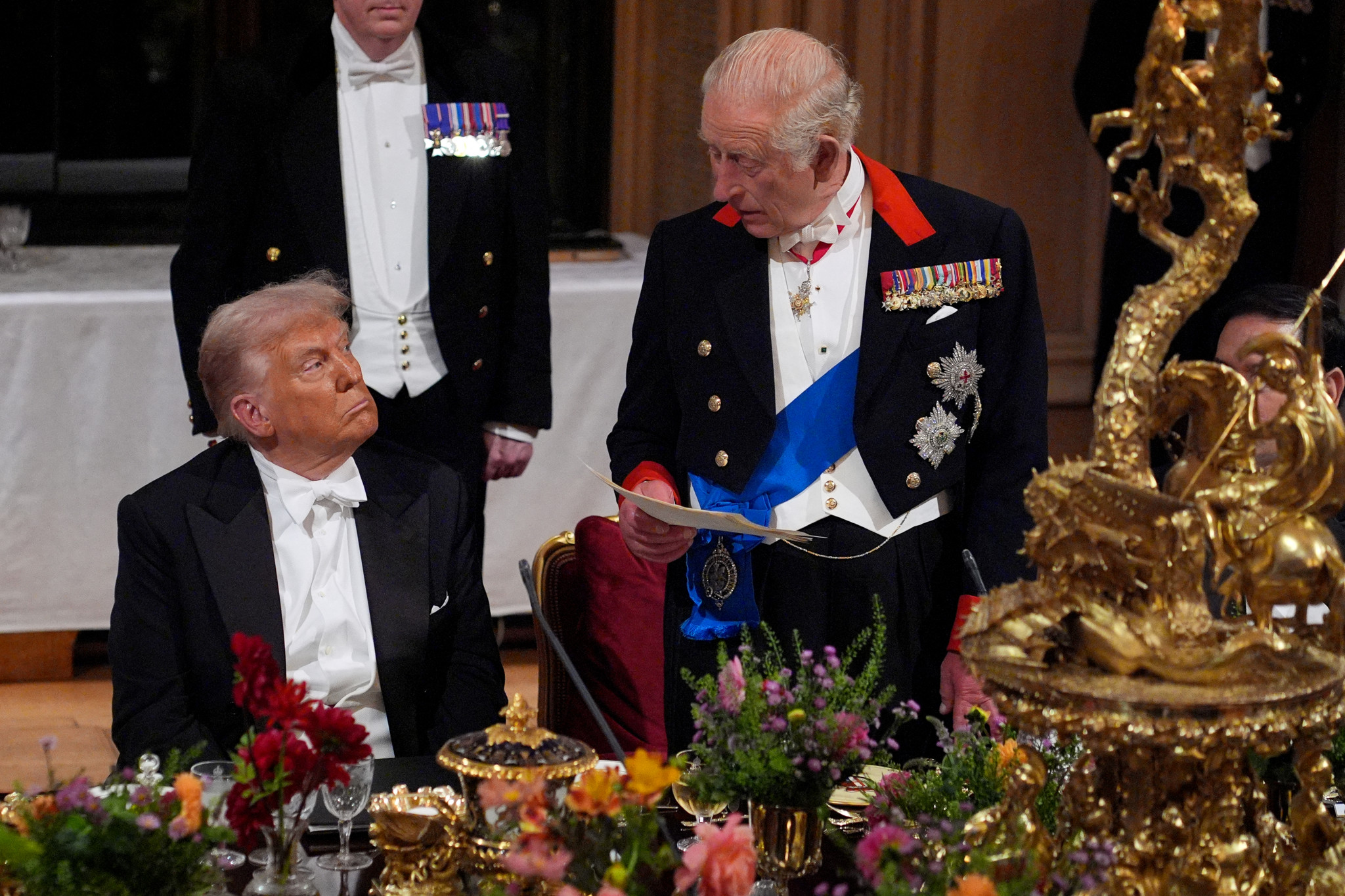 König Charles und Camilla bei Trump: Trump besänftigen? Der König soll es richten