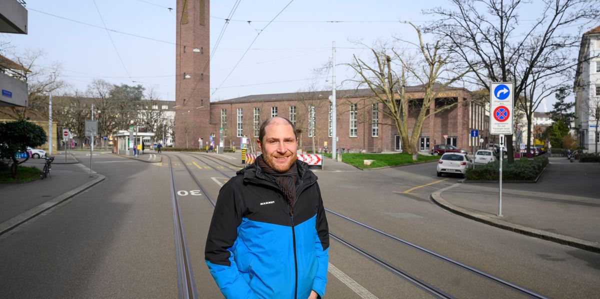 Oekolampad Basel: From Church Building to Neighborhood Center