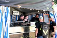 Un été sur la route, l’intense quotidien des stands de Paléo