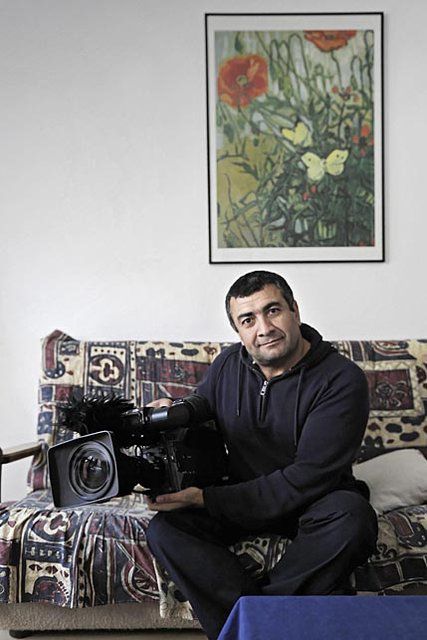 Regisseur Mano Khalil setzt vor allem auf den Werbeeffekt: «Wenn 500 Menschen sich dank Wemakeit für den Film interessieren, habe ich schon 500 Kinozuschauer – mindestens!»