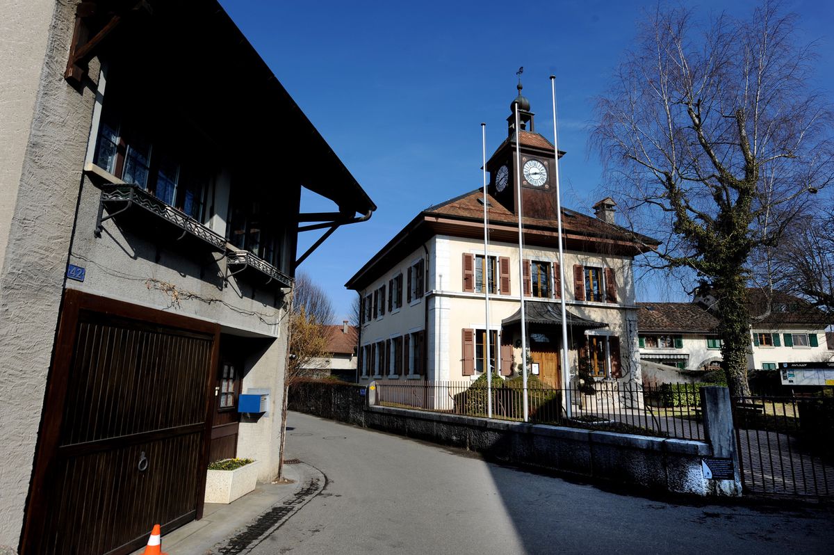 Geneve,le 25 Fevrier 2011. Avully. Sa mairie.PHOTO: Laurent Guiraud.