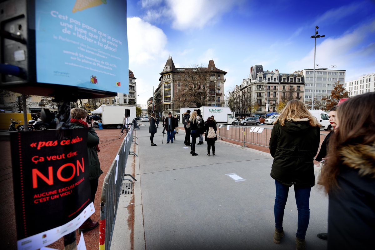 Image d’illustration d’une action du Parlement des jeunes en 2016 sur la plaine de Plainpalais.