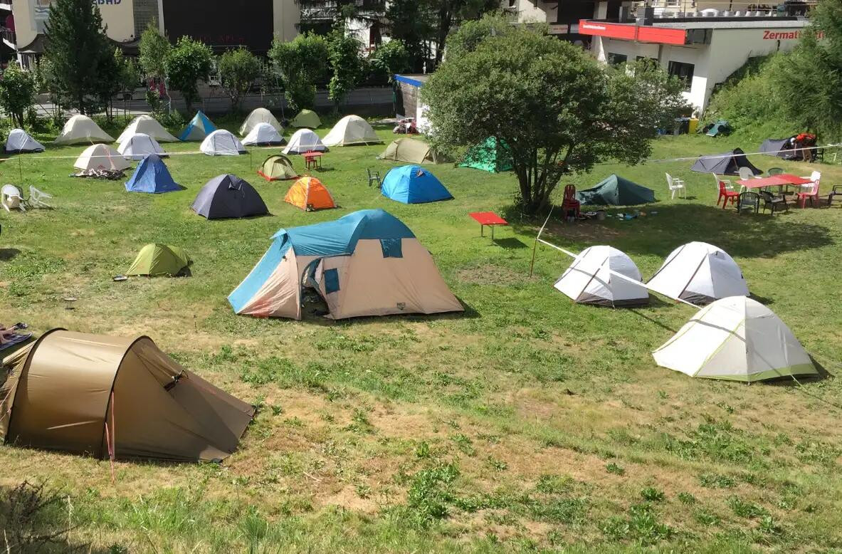 Dangers naturels: Comme d’autres en Valais, le camping de Zermatt doit fermer ses portes