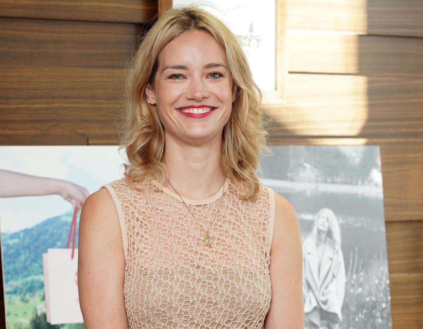 Genève, le 22 juin 2021 - Conférence de presse au Bongénie Grieder de l'ex-mannequin vedette Julie Ordon qui lance une ligne de gateau Bretzel & Gretel. coopération avec un partenaire bernois, l'hôtel de luxe the Alpina Gstaad. Photo LUCIEN FORTUNATI