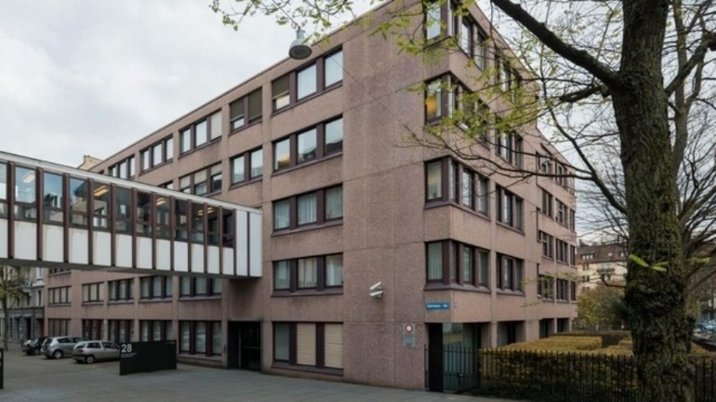 «Huren-Heiko» erscheint erstmals vor Gericht | Der Bund