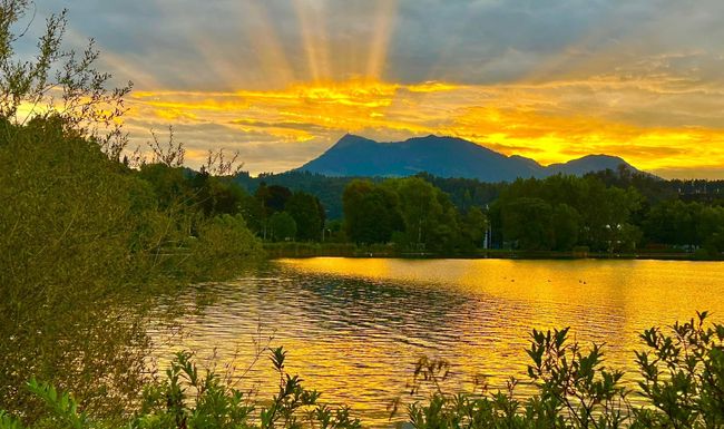 Hoffnungsbarometer: Teile uns in der Umfrage deine Wünsche für 2024 mit.