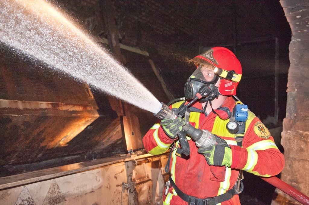 La cause de l’incendie n’a pas non plus encore été déterminée, selon la police. (photo d’illustration)