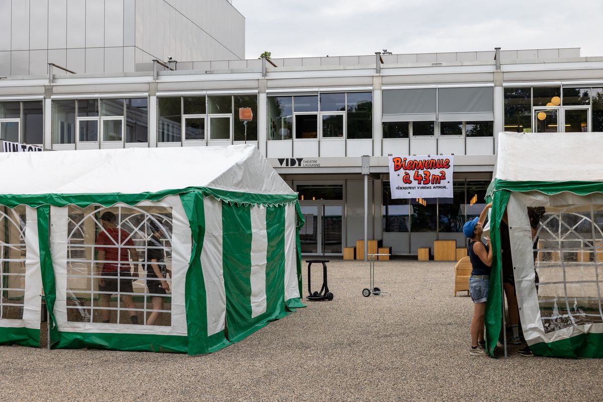 Le collectif 43m² n’en est pas à son coup d’essai: l’installation est rôdée.