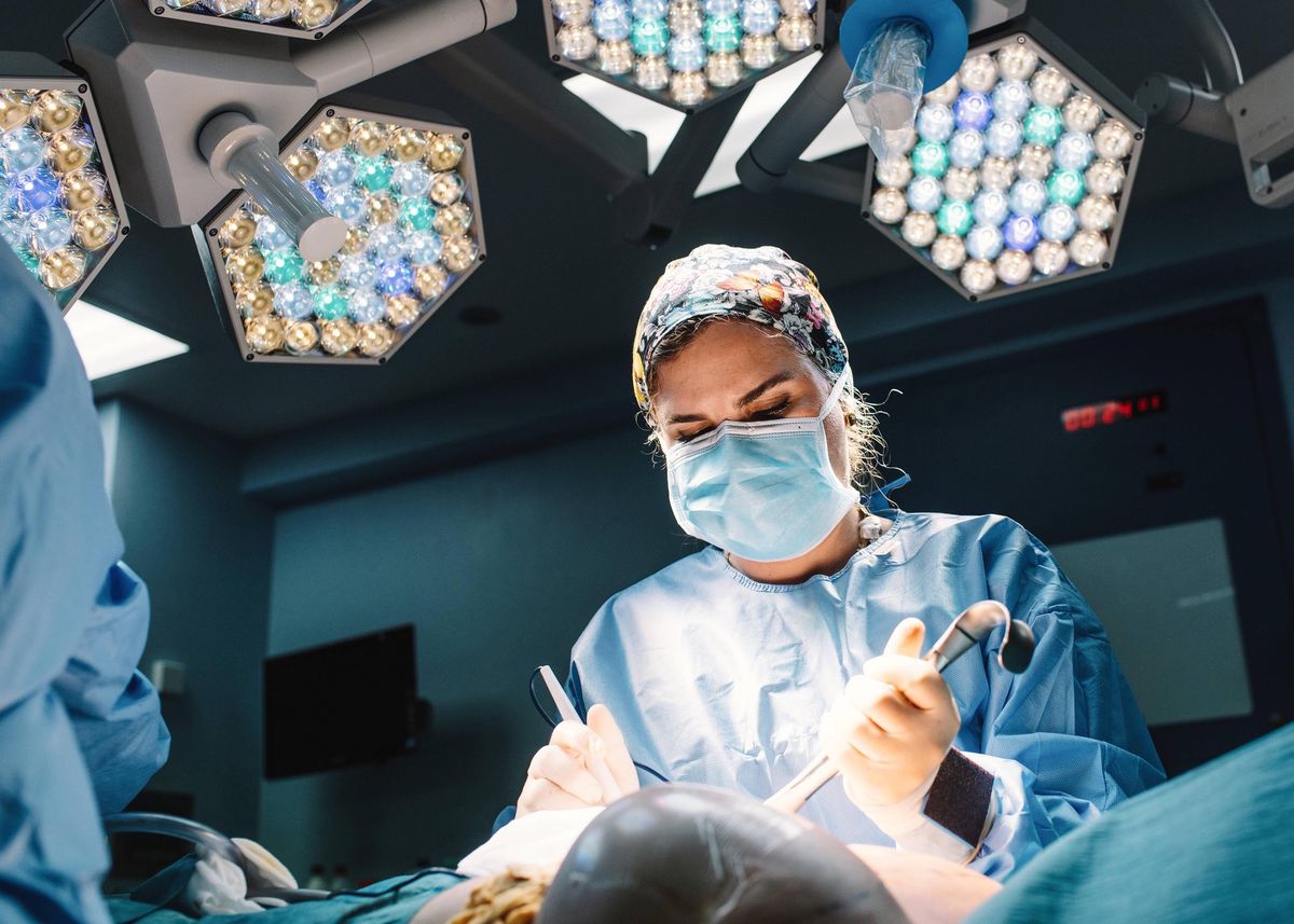 L’association suisse des médecins assistants et chefs de clinique (VSAO) vont créer une nouvelle plateforme de signalement pour les femmes médecins victimes de harcèlement sur leur lieu de travail.