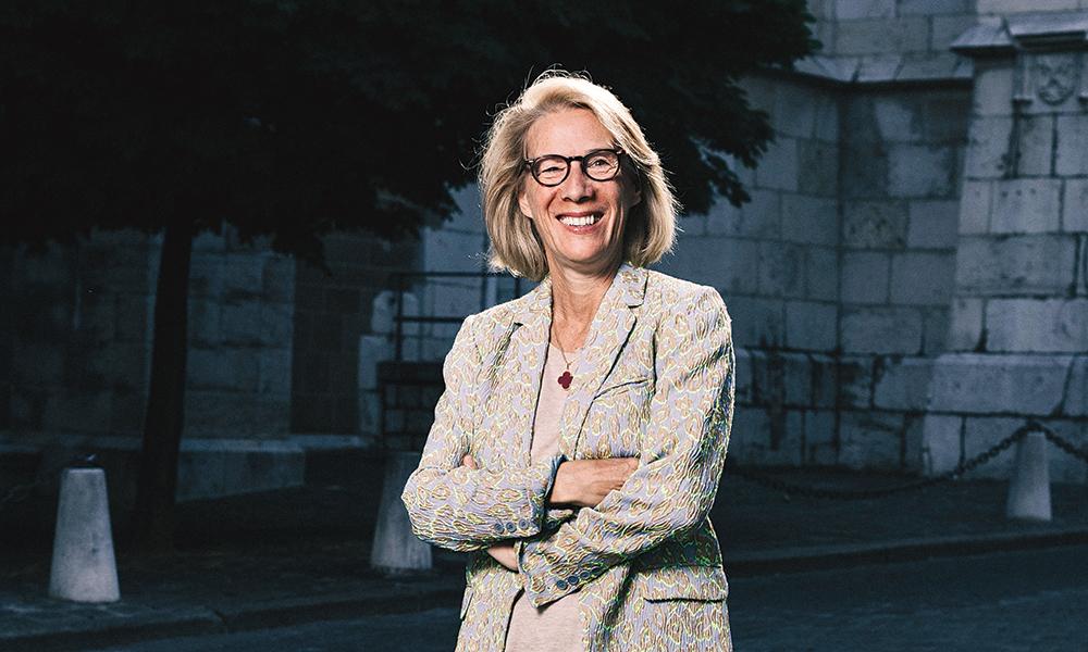 Eveline de Proyart, vice-prÃ©sidenteÂ de Christieâs.Â 