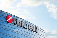 Beteiligung: UniCredit steigert Commerzbank-Anteil auf mehr als ein Drittel
