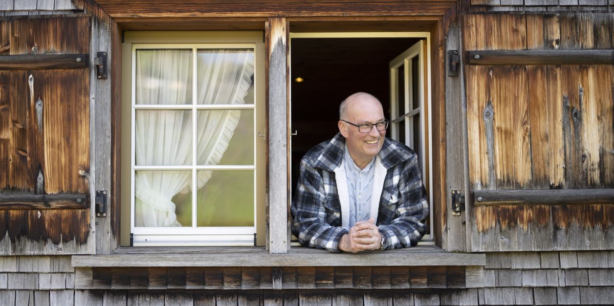 Markus Ritter, Nationalrat Die Mitte und Praesident des Schweizer Bauernverbandes, posiert fuer ein Portrait auf seinem Hof, am Mittwoch, 22. Maerz 2023, in Altstaetten. (KEYSTONE/Gian Ehrenzeller)