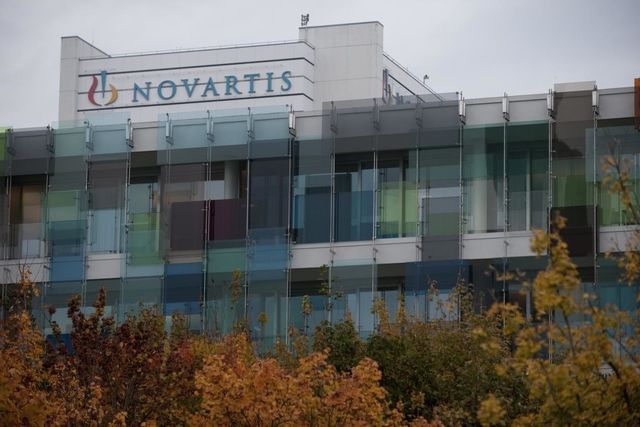 Les actionnaires de Novartis approuvent tous les points