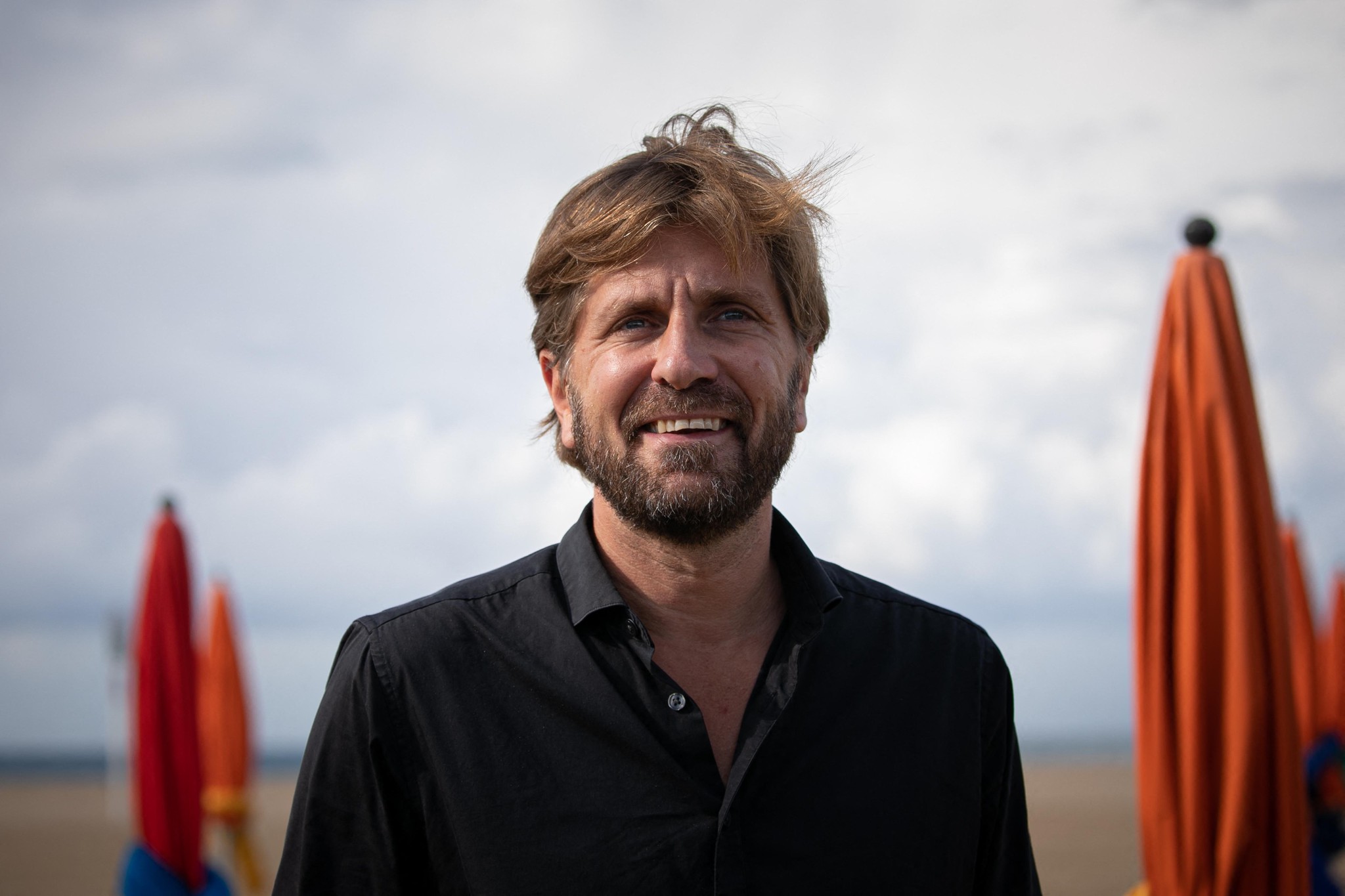 Avec «Sans filtre», le Suédois Ruben Östlund, 48 ans, rentre dans le club très fermé des réalisateurs palmés deux fois à Cannes, Coppola et consorts.  Lou BENOIST  