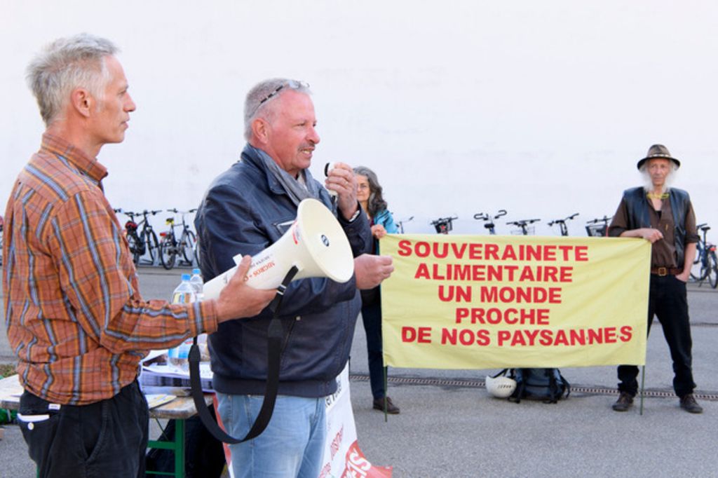 Uniterre lance la campagne de son initiative