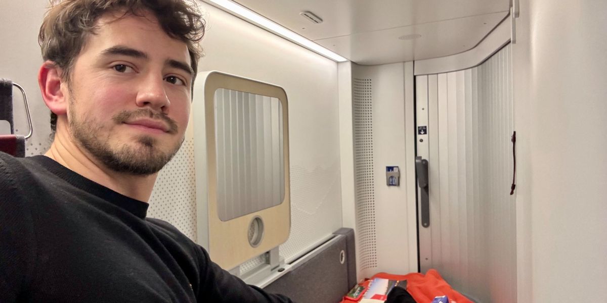 SBB Night Train to Hamburg: Testing the Mini Cabins on the Nightjet