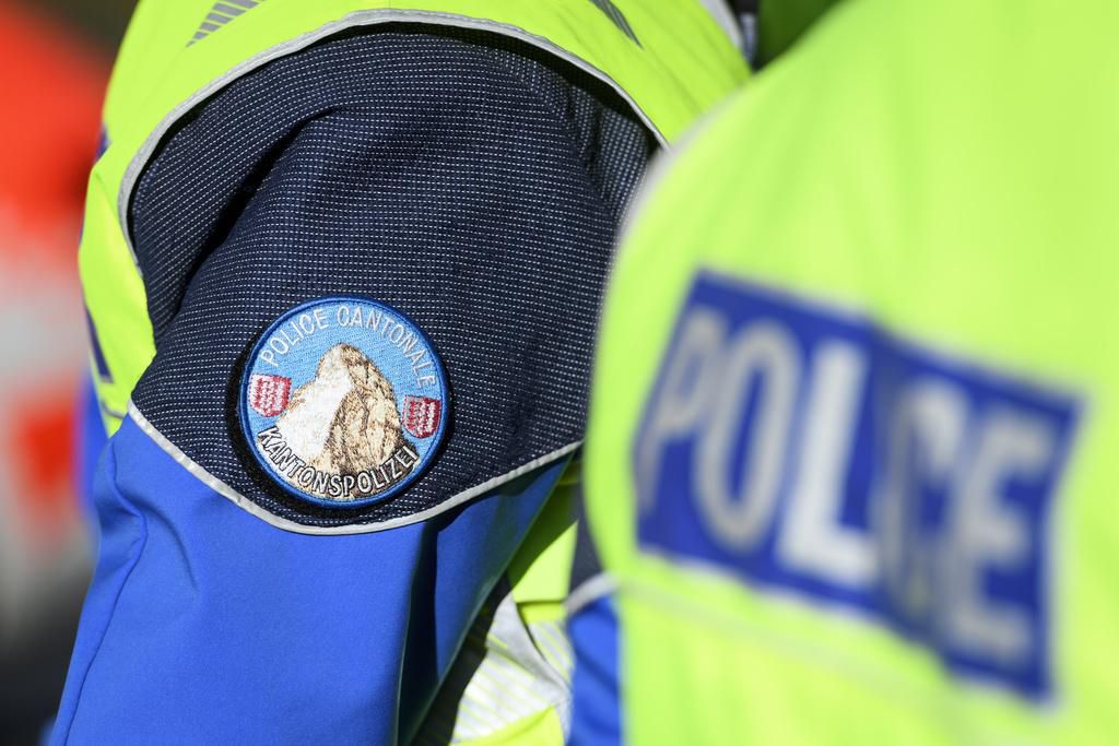 Une tierce personne a constaté un dégagement de fumée vers 00h30, a annoncé la police valaisanne dimanche (photo d’illustration).
