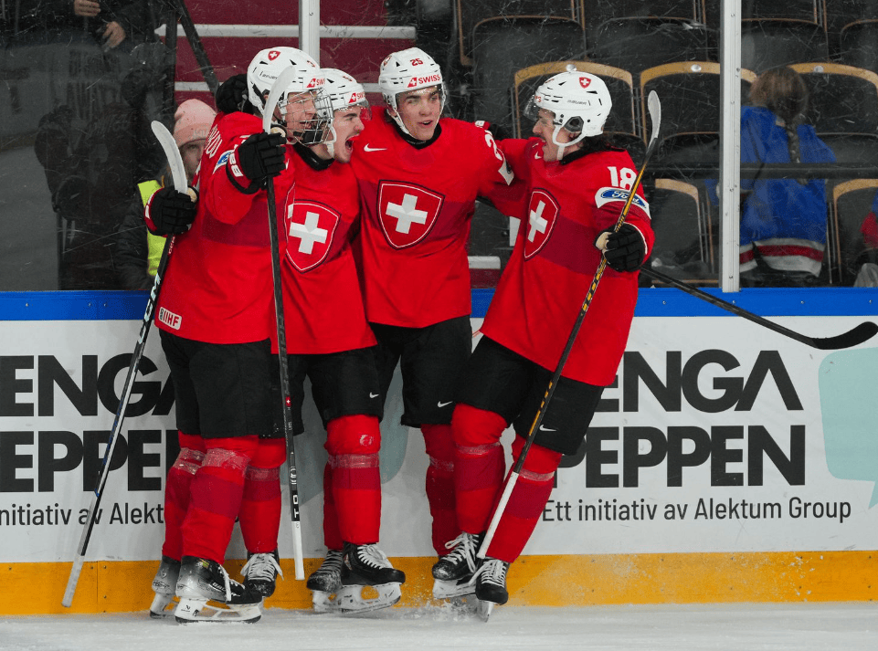 Une Suisse renversante se qualifie pour les quarts du Mondial M20