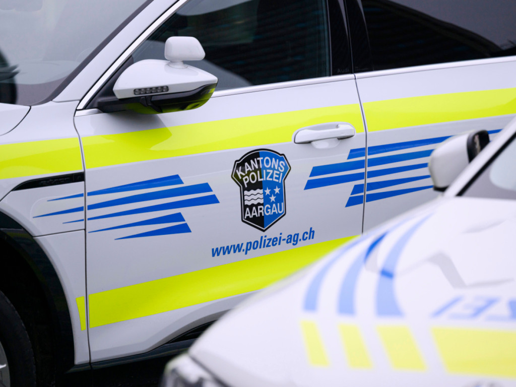 Gewalt in Wohlen AG: Zwei junge Männer schlagen 57-Jährigen in Bahnhofsunterführung nieder