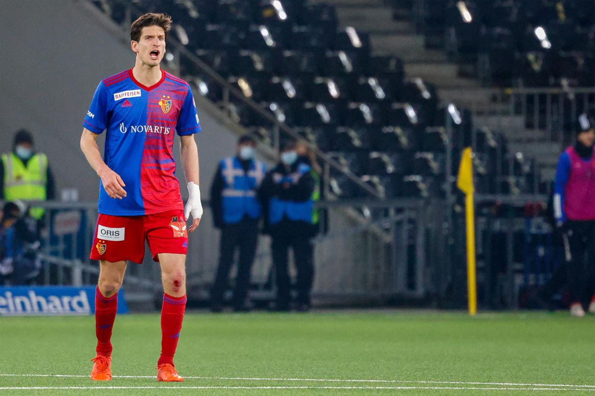 21.11.2020; Bern; Fussball Super League -  BSC Young Boys - FC Basel; 
Timm Klose (Basel) 
 (Marc Schumacher/freshfocus)