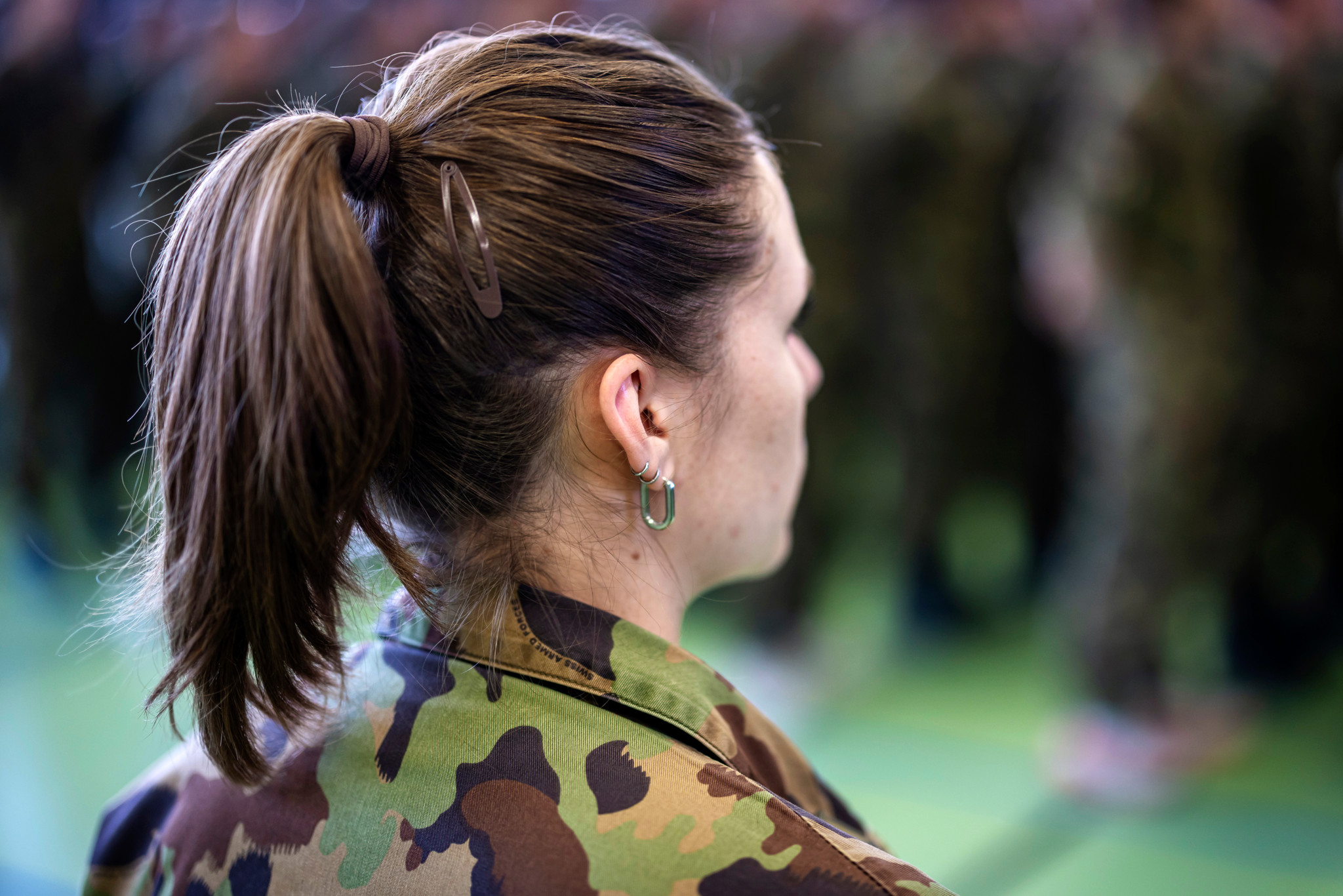 Volonté du Conseil fédéral: Les Suissesses bientôt obligées de suivre la journée d’information de l’armée?