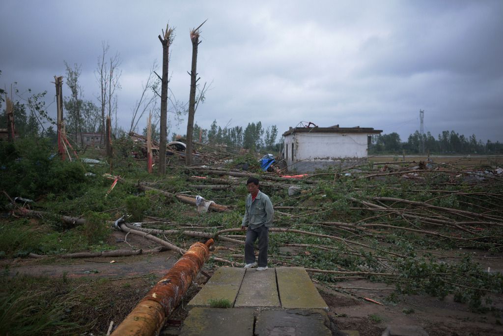 Au moins 98 morts après le passage d'une tornade