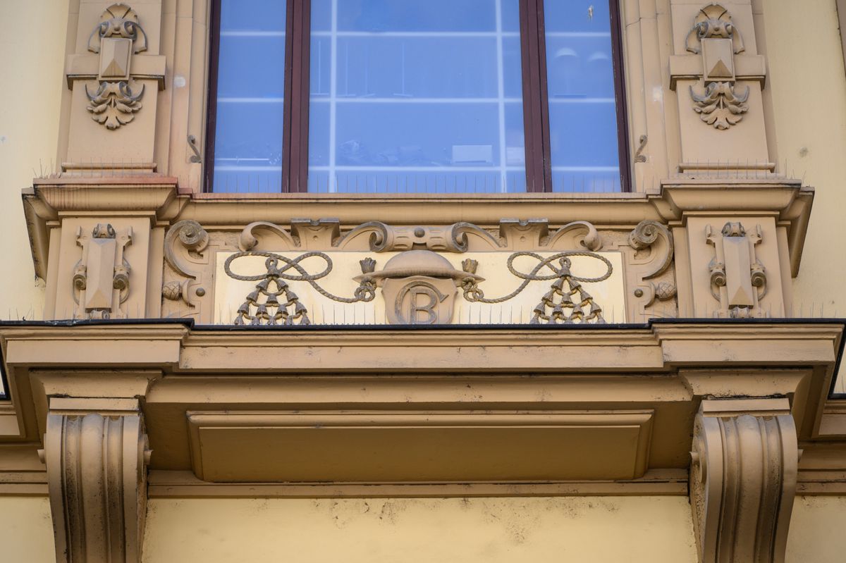 R-tsel-minus-Sommersprossen-Nummer-12-Der-Hut