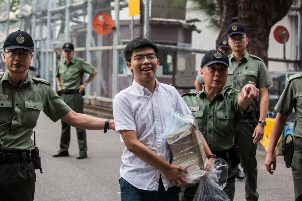 Libéré, Joshua Wong prie Carrie Lam de partir