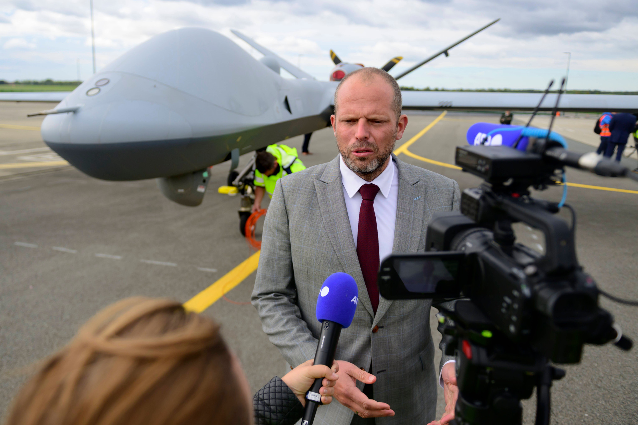 Skandal in Brüssel: Das Fake-Bild der Drohne schickte der Minister gleich selbst an die Zeitung