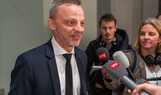 Hans-Ueli Vogt. Hier gibt er SRG-Sendern noch Interviews, bald wird er im Verwaltungsrat der Radio- und Fernsehgesellschaft sitzen, 