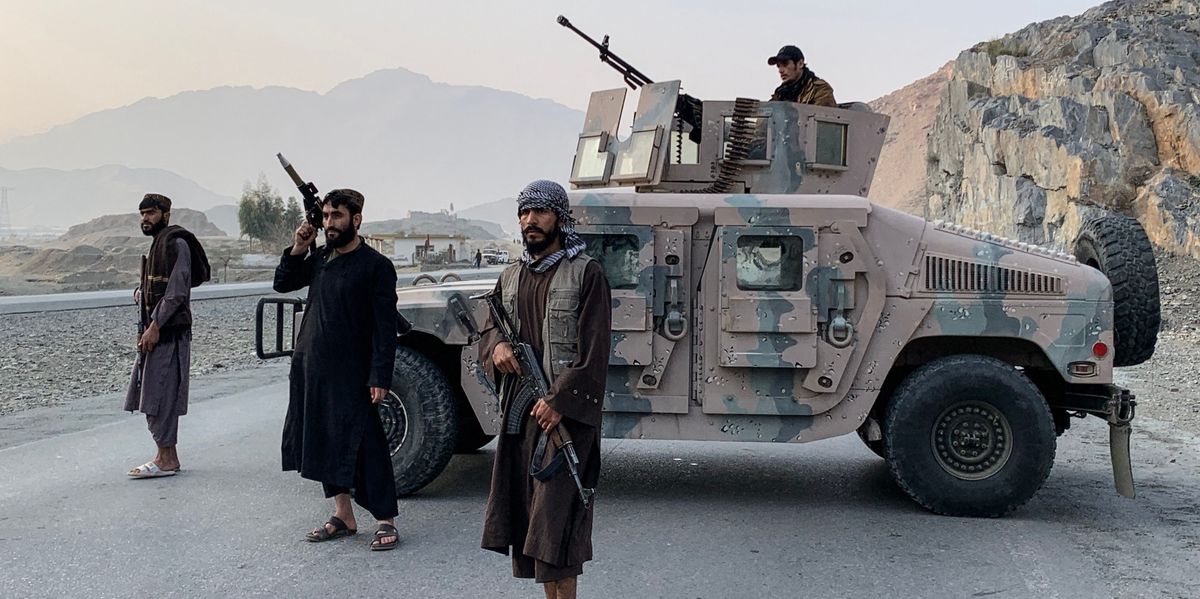 Pakistan bombs Taliban positions in Kabul and Kandahar