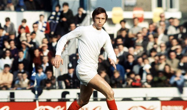La mort de Jeff Astle, joueur de West Bromwich, en 2002 à 59 ans a été classée comme accident du travail.
