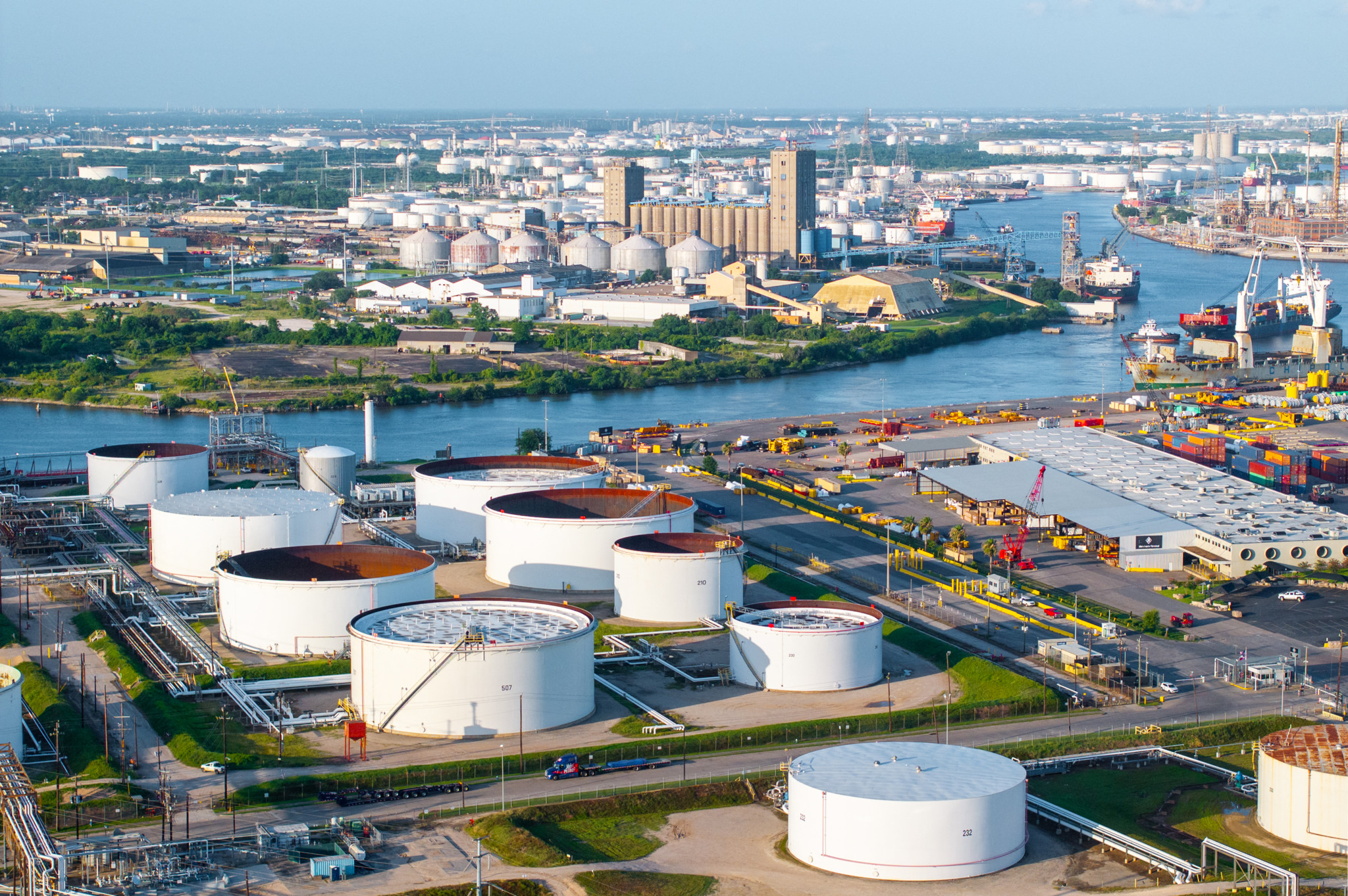 Blockade der Strasse von Hormuz: Die Ölkonzerne in den USA verdienen am Irankrieg – nur wollen sie das nicht laut sagen