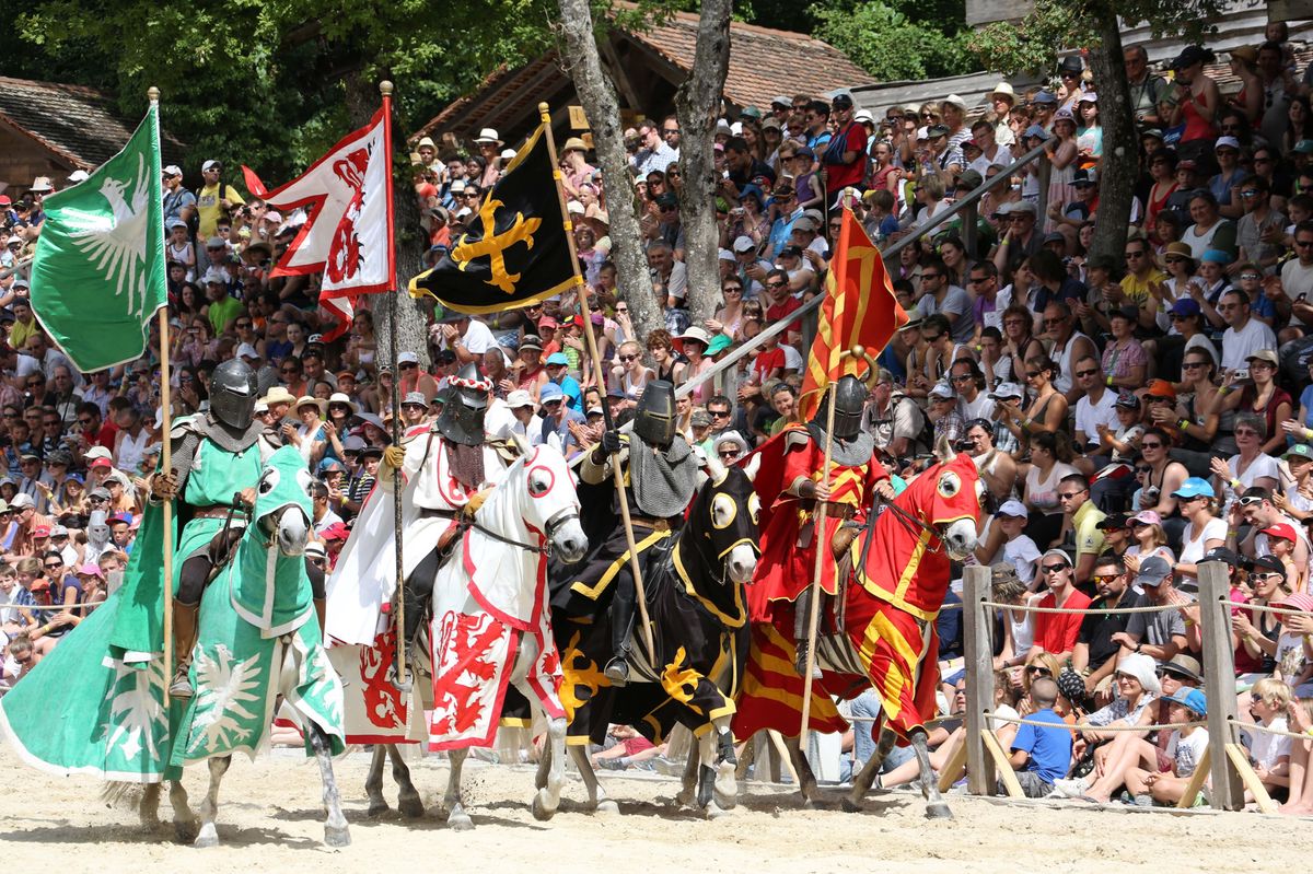 Les duels de chevalerie passionnent toujours autant le public de France voisine et de Suisse romande.