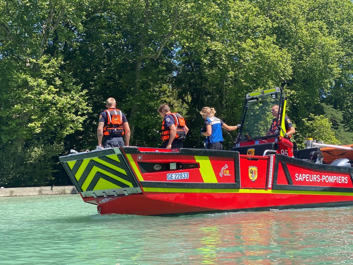 Le bateau du Service d’incendie et de secours est intervenu lors des recherches ce dimanche.