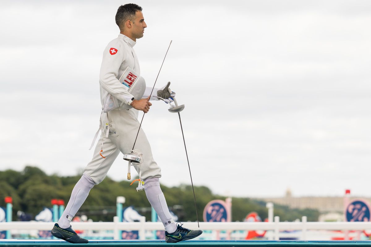 Le suisse Alexandre Dallenbach a l'escrime, pendant l'epreuve du pentathlon moderne, lors des Jeux Olympiques de Paris 2024, le vendredi 9 aout 2024 au Chateau de Versailles a Versailles en France (Bastien Gallay / GallayPhoto)