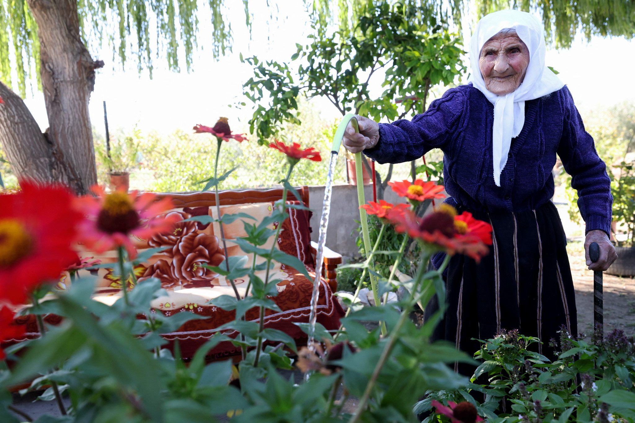 Longévité en Albanie: À 117 ans, Qamile Marra a un passeport valable jusqu’en 2072