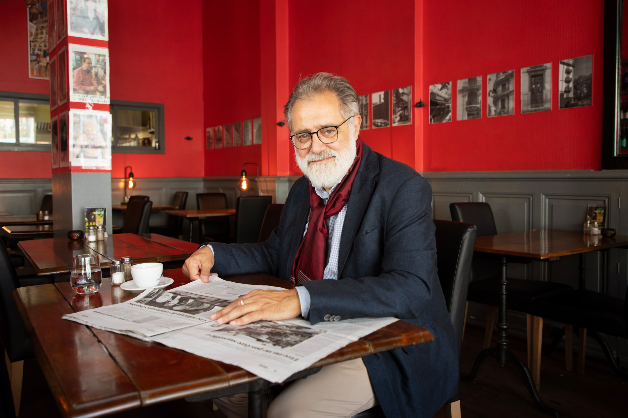 1000 vies: Mentir au peuple, et finir en prison