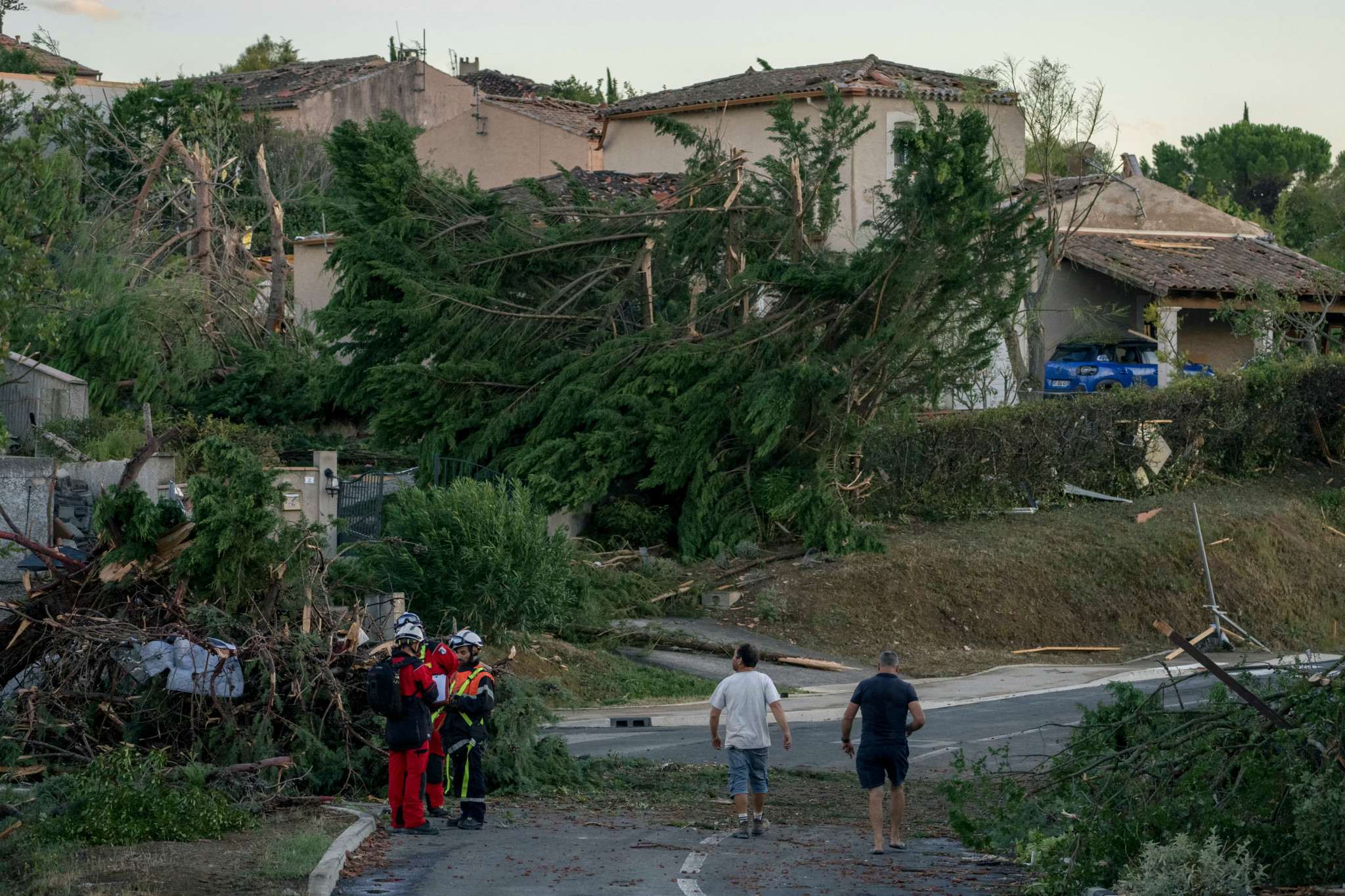 Phénomène extrême: La tornade française rappelle le drame de La Chaux-de-Fonds