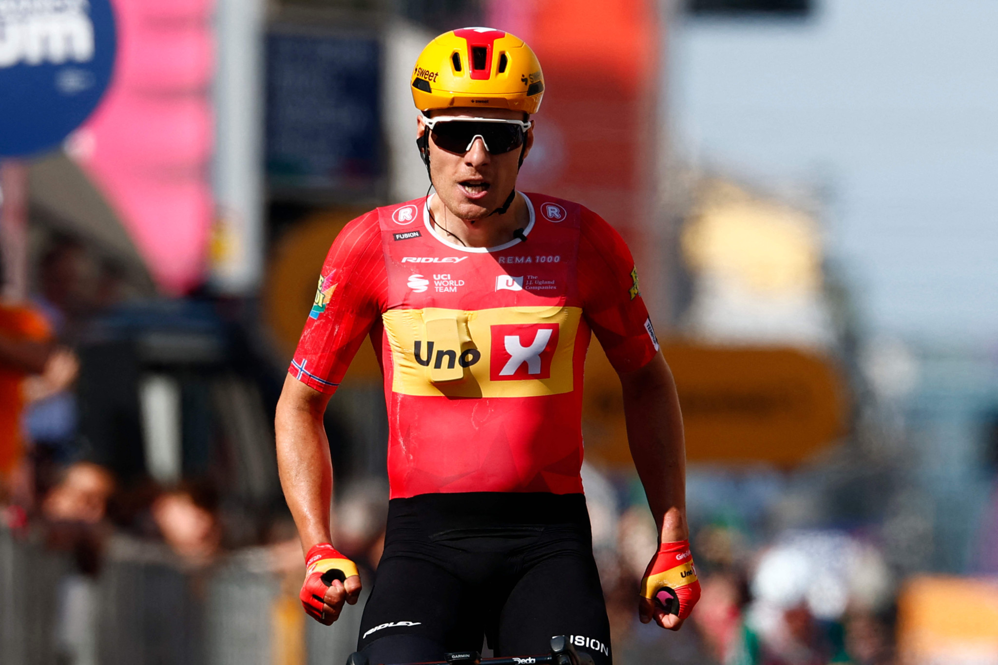 Tour d’Italie: Fredrik Dversnes crée la surprise en s’imposant à Milan