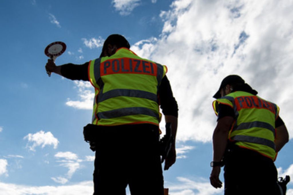 Un Saoudien à tombeau ouvert dans un village