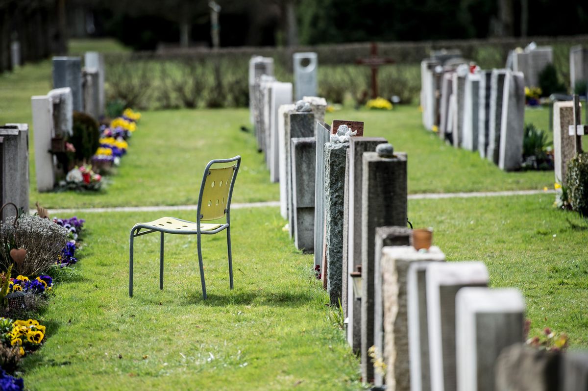 Kein-Bus-und-eine-steile-Strasse-Weg-zum-Friedhof-erschwert-Das-ist-besch-mend-f-r-Pratteln-