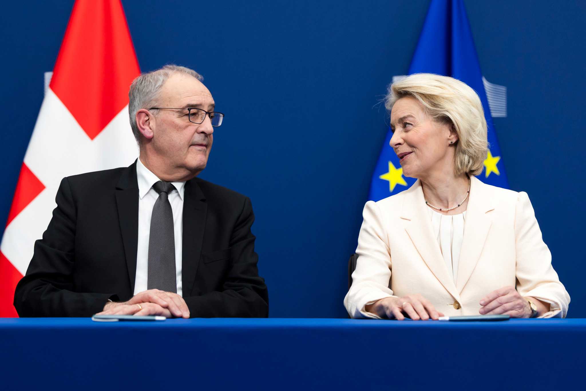 Marchés publics européens: Paris et Berlin ouvrent le «Made in Europe» à la Suisse