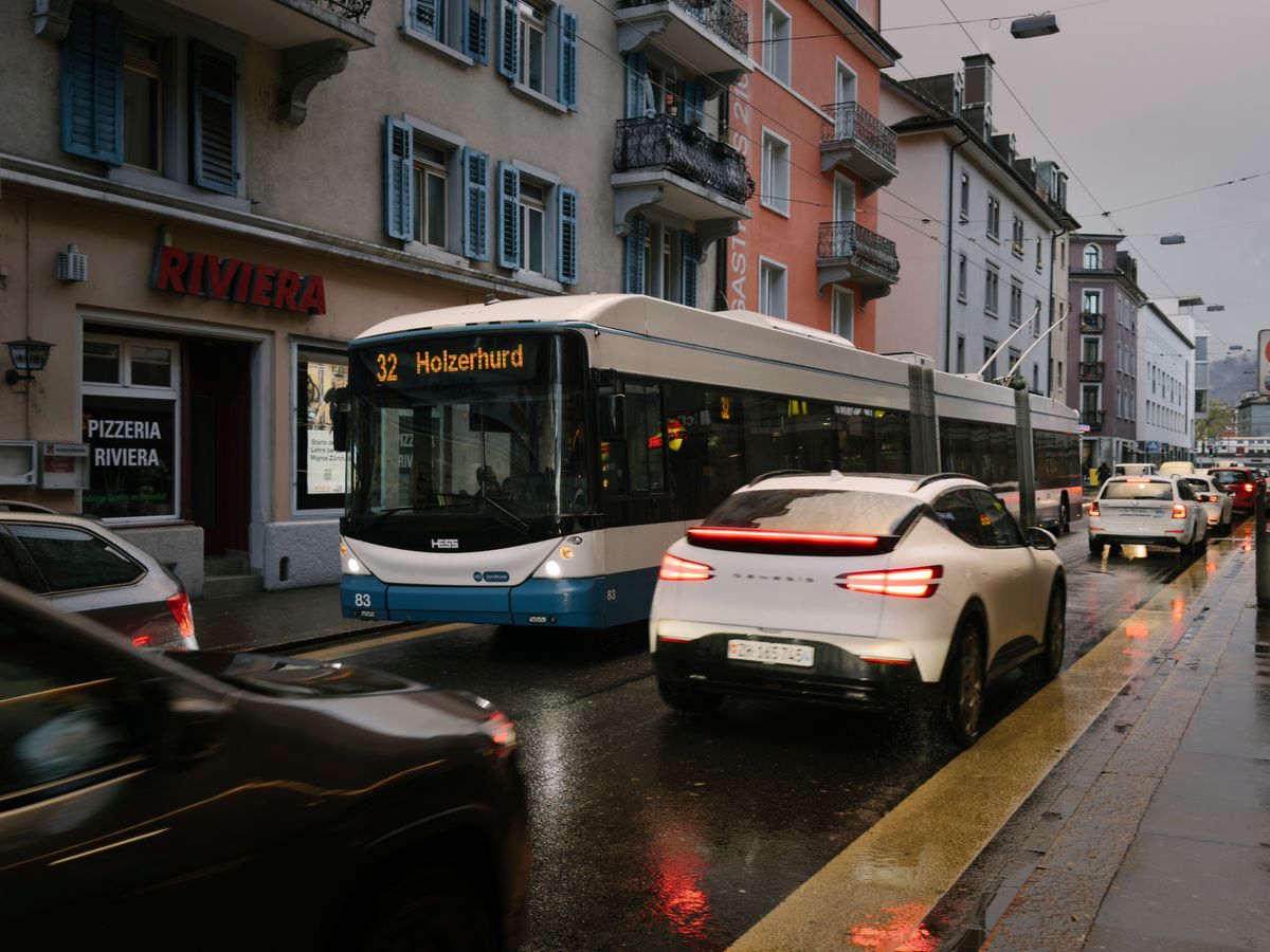 Driving ban in Zurich: The automatic speed camera on Langstrasse is now in ...