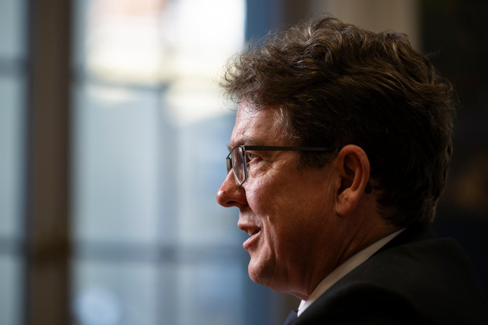 Politique des transports: Albert Rösti n’en fait-il qu’à sa tête avec le tunnel du Grimsel?